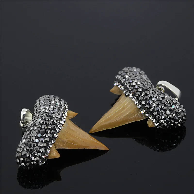 1 шт. уникальный натуральный зуб акулы вымощенный горный хрусталь кулон