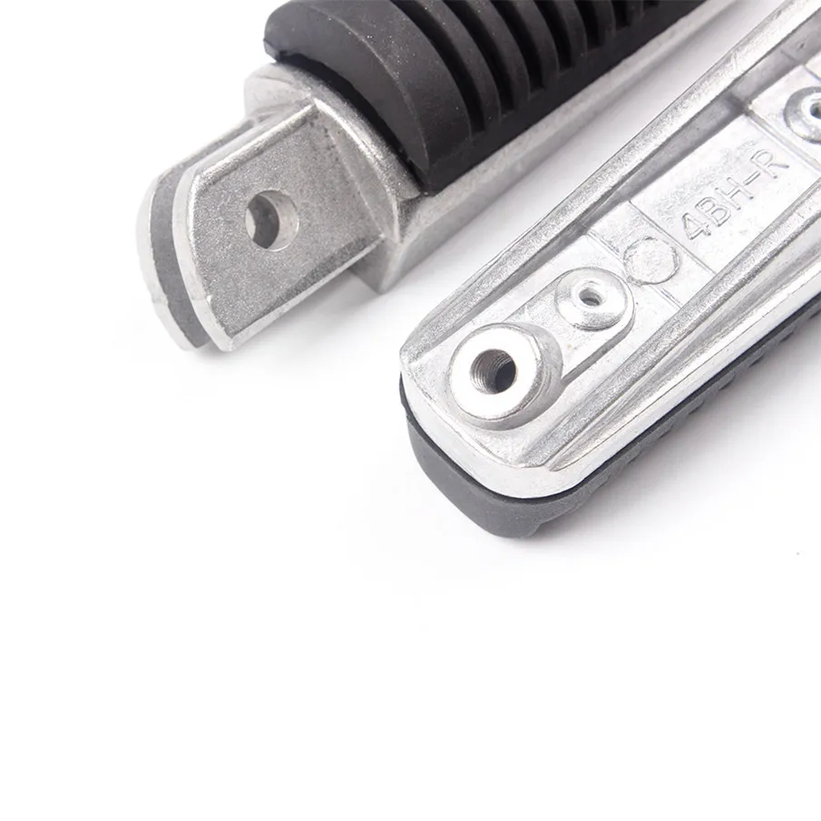 

Front Footrest Foot Peg for Yamaha Fazer 700 FZ6 Fazer FZ6R FZ1 FJR1300 YZF R1 R6 TDM 900 Motorcycle Accessories