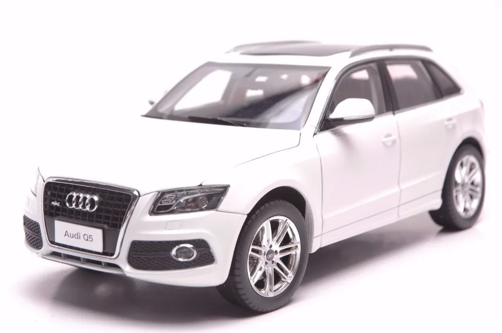 1:18 литая под давлением модель для Audi Q5 2013 Белый внедорожник сплав игрушечный автомобиль миниатюрная Коллекция подарков