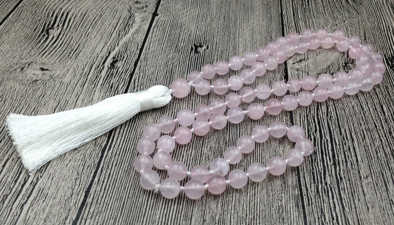 Подвеска с круглыми бусинами и кисточками 8 мм| |