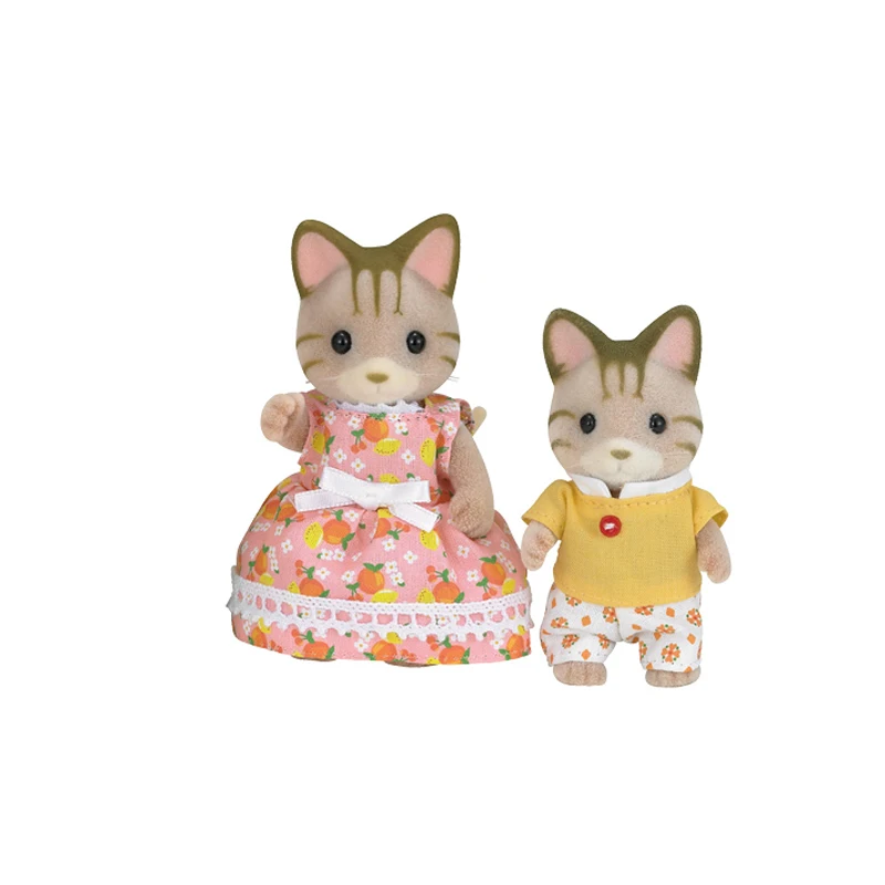 Sylvanian family three-grain cat Набор фигурок из 4 предметов для родителей и детей игрушка
