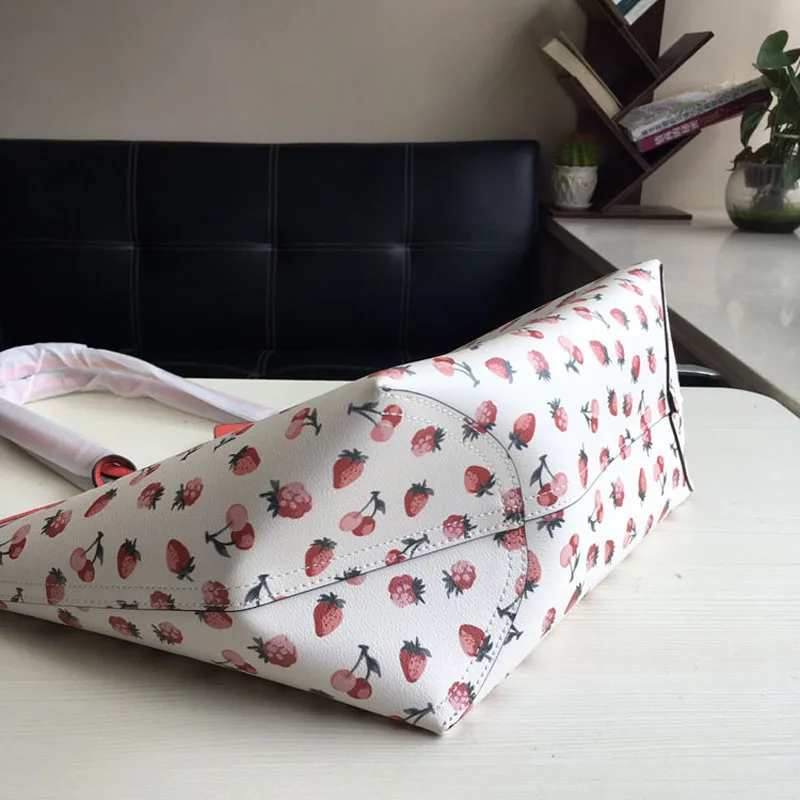 Сумка для шопинга складывающаяся в форму клубники красная сумка Мумия Страус