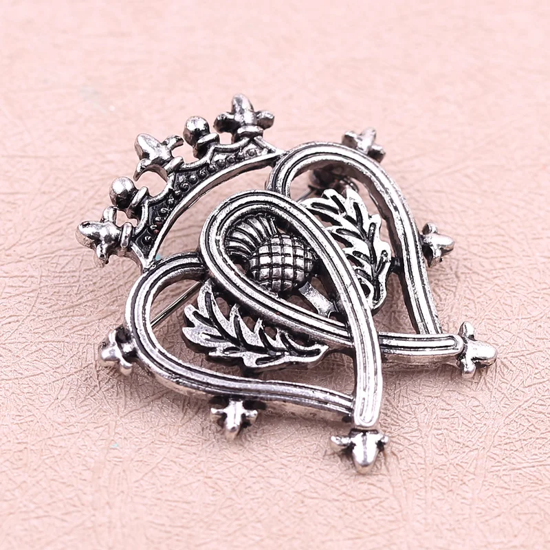 Женская Брошь в виде расторопши | Украшения и аксессуары