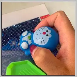 1 шт. 5D DIY инструмент для алмазной живописи с мультяшным животным дораэмоном Алмазная ручка для рисования Стразы инструмент для вышивания - Цвет: Красный