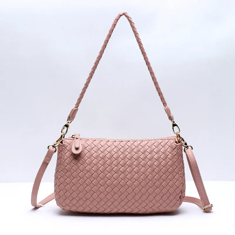 Женская сумка через плечо Botom розовая плетеная Сумка из искусственной кожи