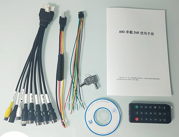 AHD 4CH sd-карта Мобильный DVR такси местная видео система мониторинга поддержка 4 каналов hd 960P Автомобильная камера одновременно вход и выход