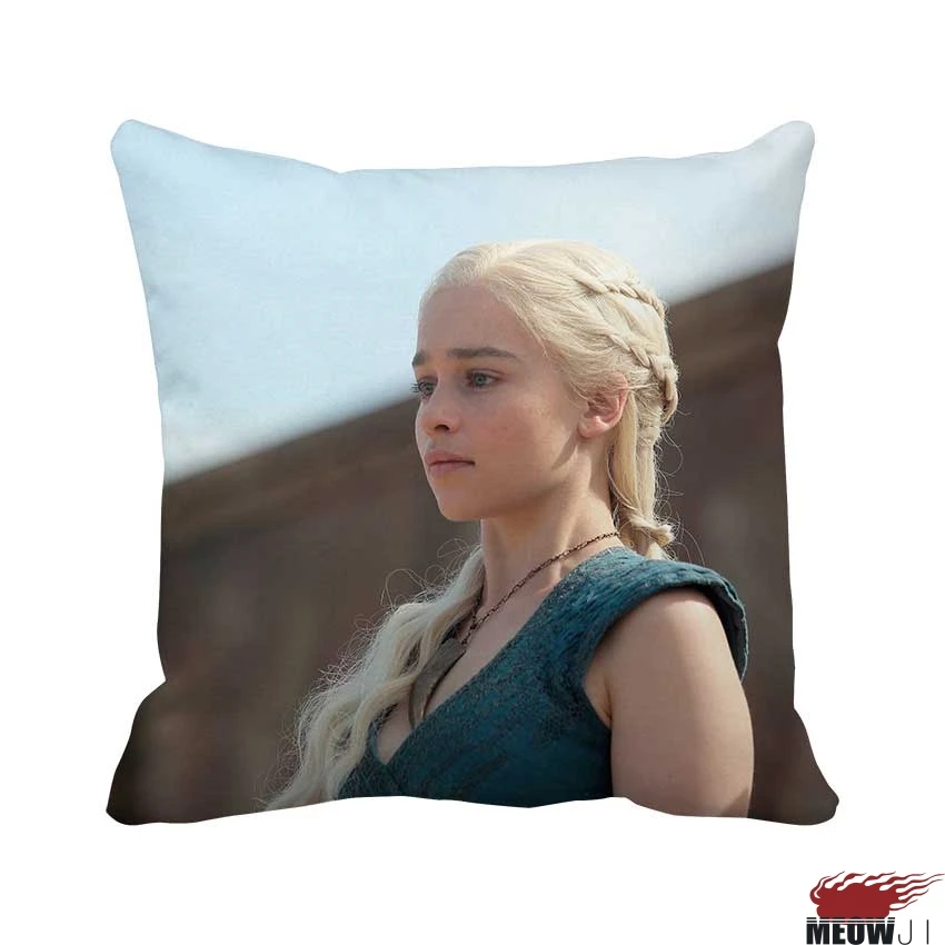 Daenerys Targaryen Stormborn Игра престолов несгоревшая мать драконов разного размера