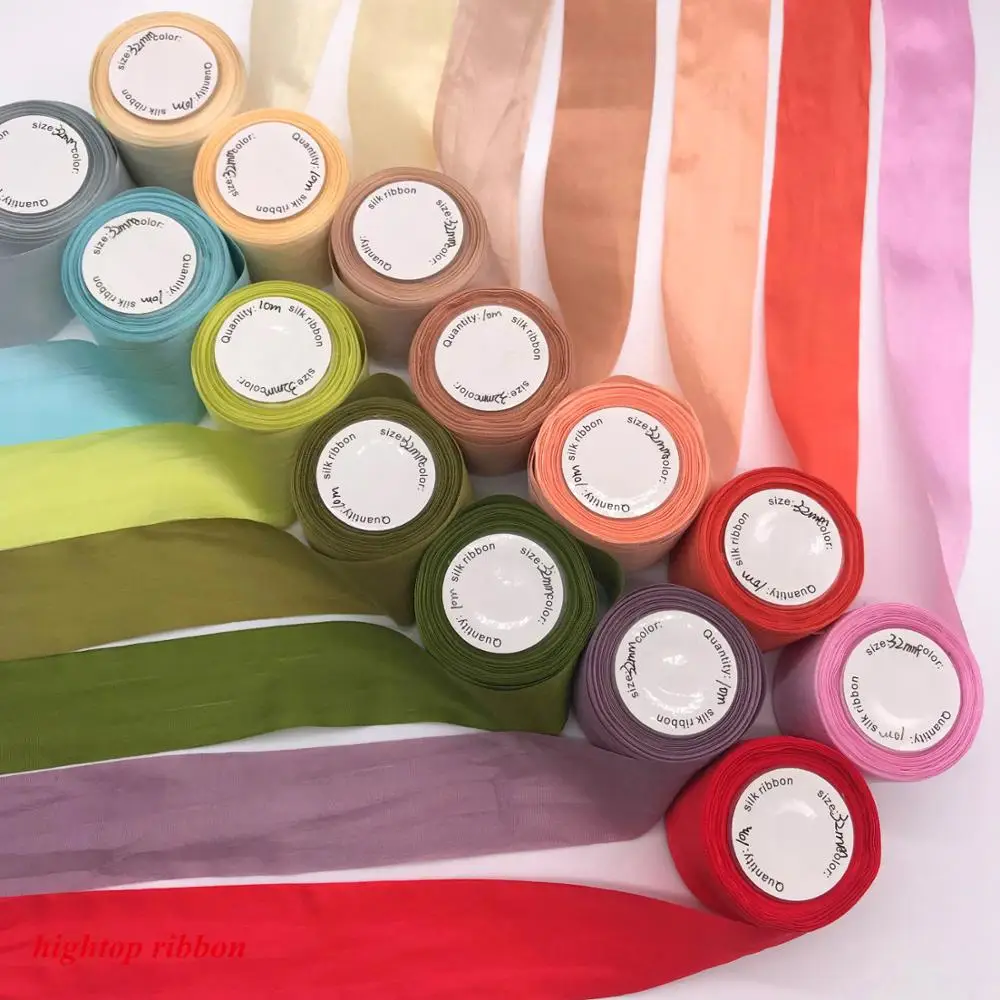  Маленького размера круглой формы с диаметром 32 мм шелковой атласной ленты
