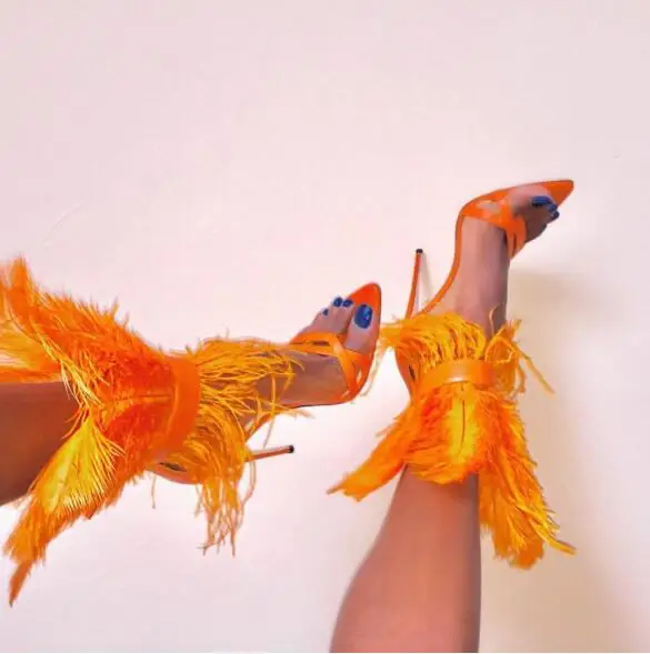 

Sexy Pointed Toe Feather Sandals For Women 12 CM Thin High Heels Dance Shoes ladies Fur Sandals T Show Party Shoes 2019 White