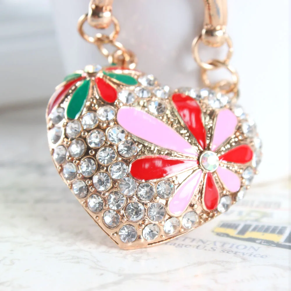 Брелок для вечерние ей с кристаллами