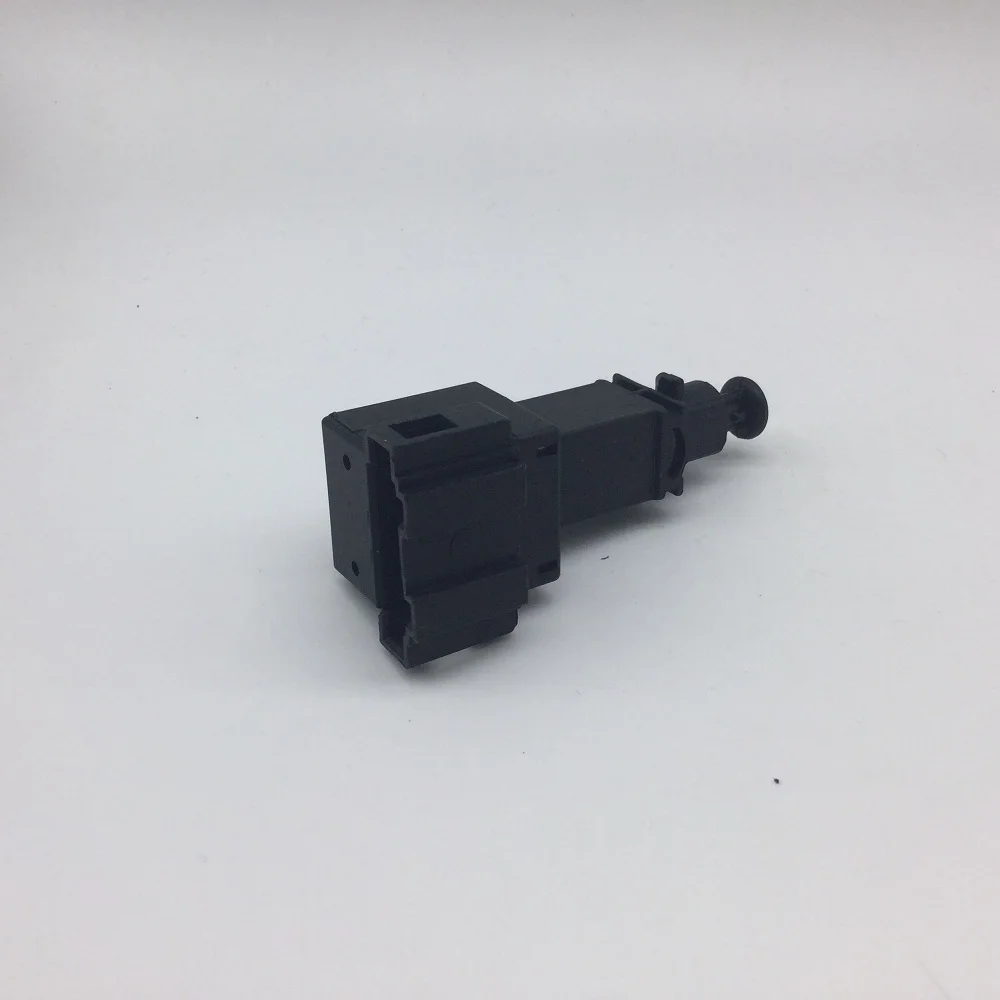 1J0945511A переключатель стоп-сигнала для VW BORA GOLF IV T4 T5 SKODA FABIA OCTAVIA AUDI FORD GALAXY 1070613 |