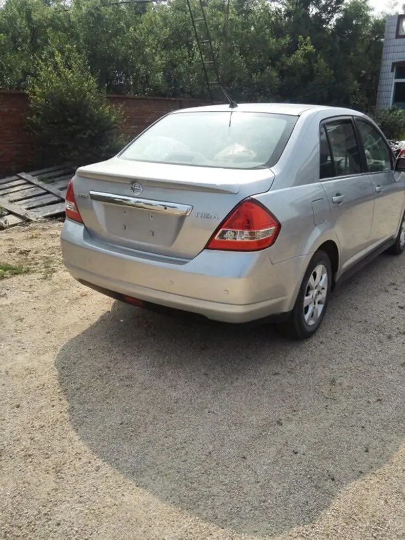 Используется для nissan tiida sedan спойлер 2005-2010 высокого качества ABS Материал