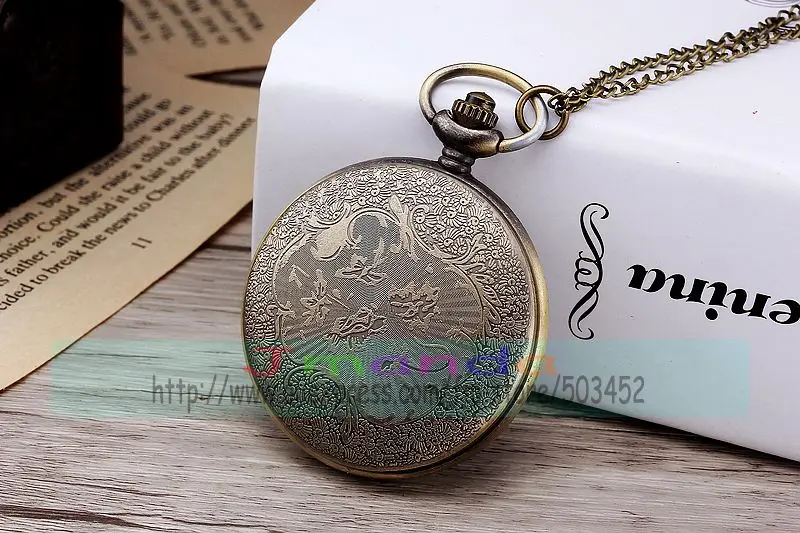 100 шт./лот летучая мышь стиль полые карманные часы ретро дизайн кварцевые