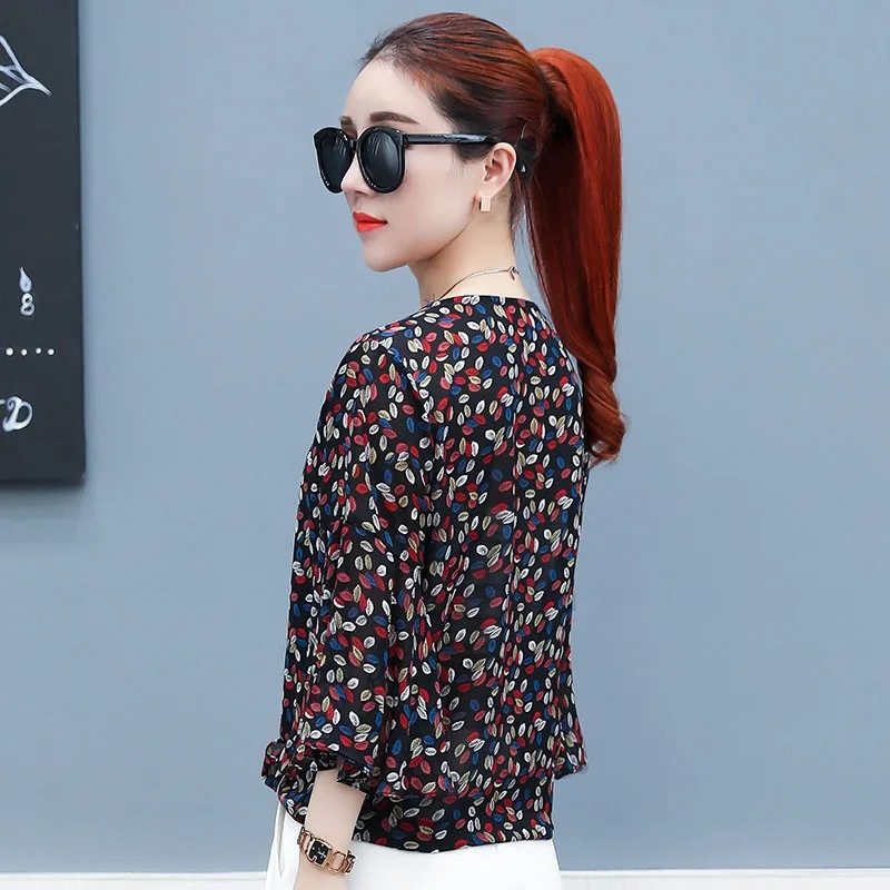 Женская рубашка с цветочным принтом летняя блузка полурасклешенным рукавом