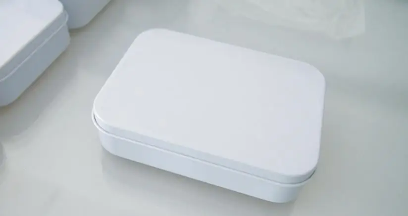 Бесплатная доставка прямоугольная жестяная коробка для белого чая 110x80x25 мм