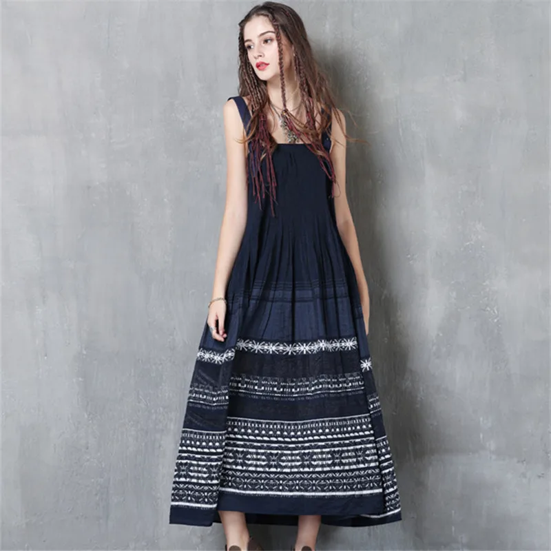 Женское винтажное платье из полиэстера и хлопка трапеция без бретелек с вышивкой