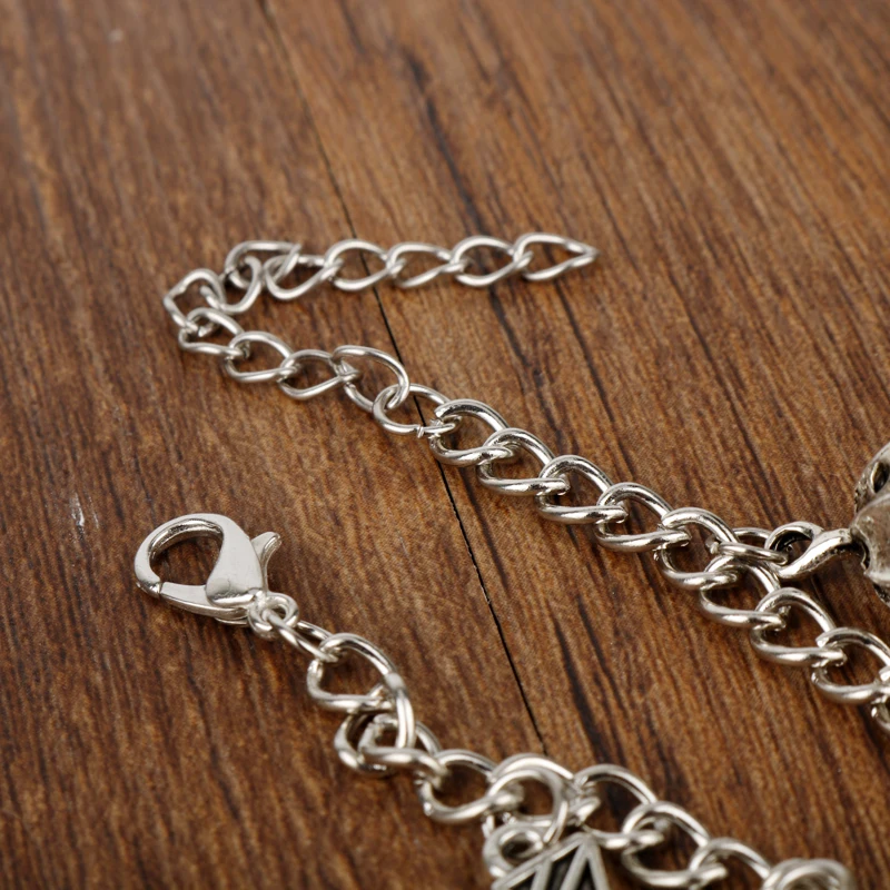 

TV How I Met Your Mother Bracelet for Women Umbrella Tie High Heel Pendant Jewelry Zinc Alloy Bracelets for Girls Gift