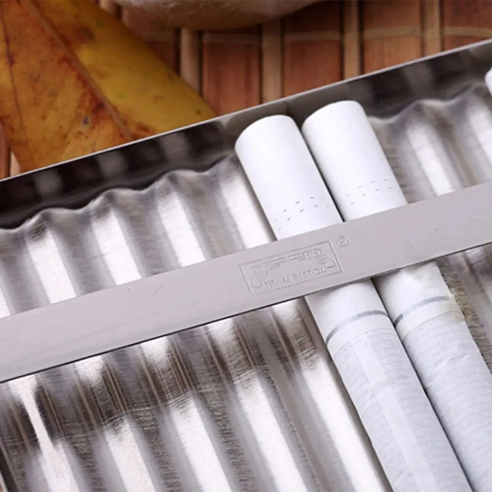 

Cigarette Case Ultra-thin Lightweight Box Copper Exquisite Portable Cigarette Holder 20 packs