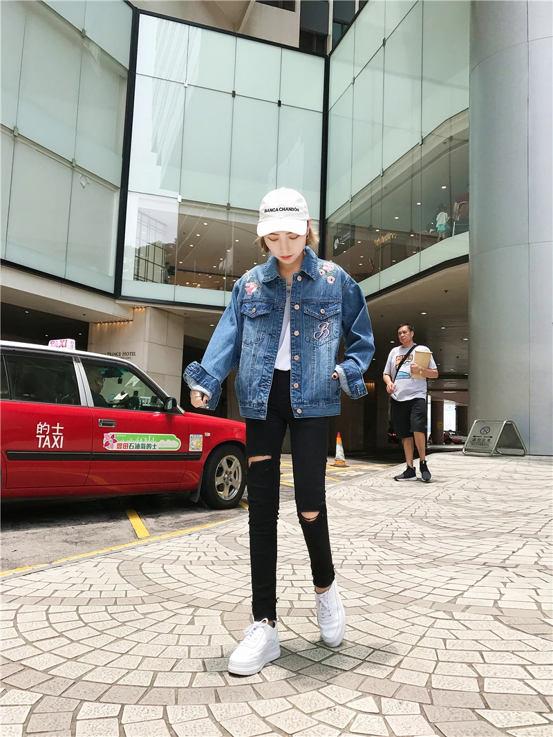 

Fashion Bird Embroidery Denim Jacket Women Long Sleeve Jeans Jackets Vintage Female Windbreaker Loose Outerwear Basic Coat 2017