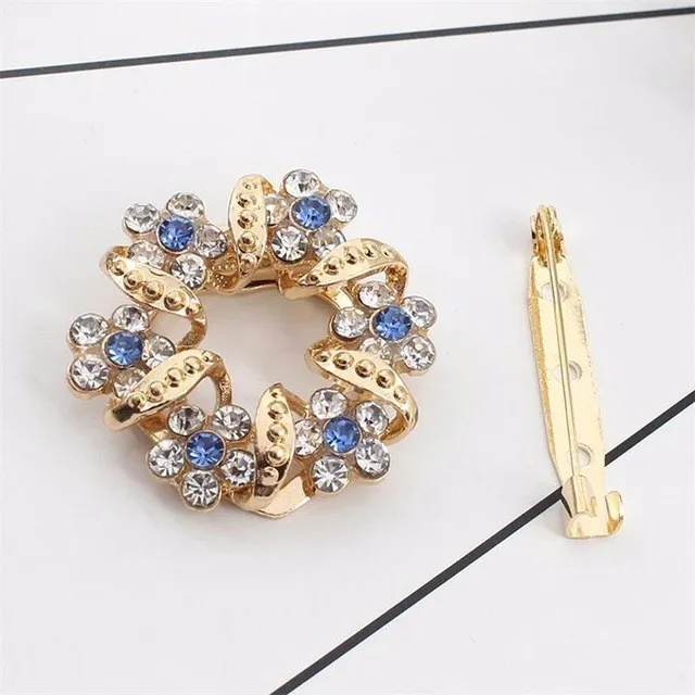 M Мода г. цветы брошь шарф пряжки букет Роскошный Кристалл Rhinestone Шарф Зажимы для Для женщин ювелирные изделия дропшиппинг - Окраска металла: M