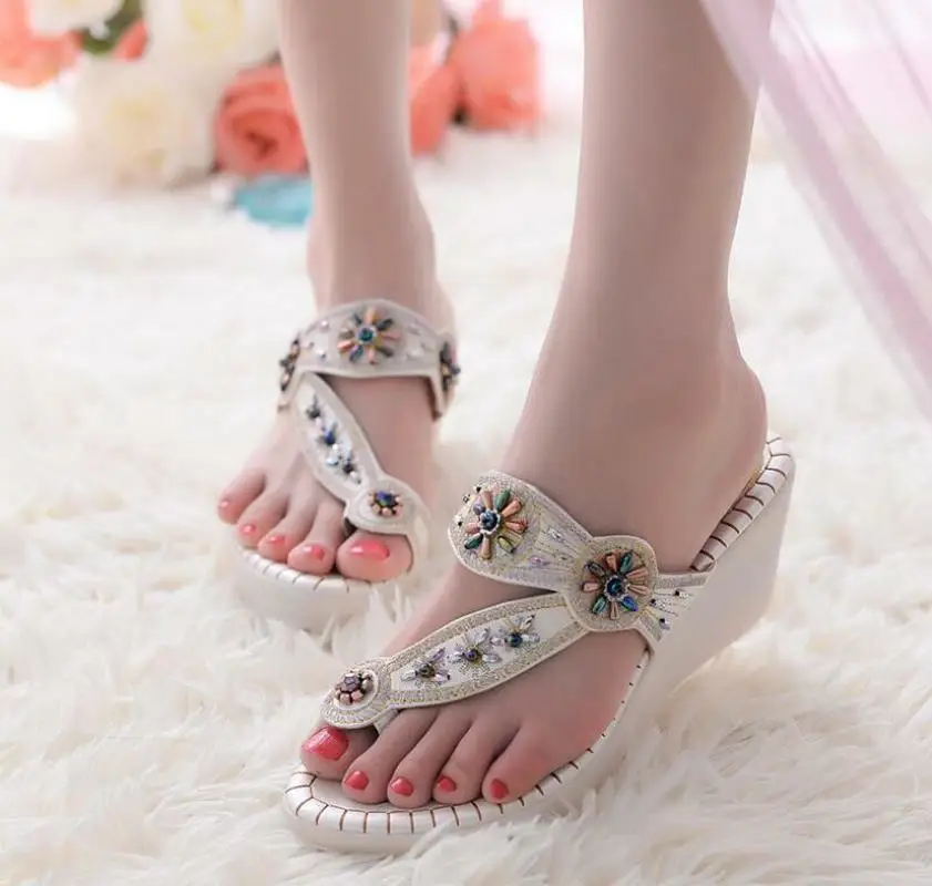 Boho/женские летние шлепанцы со стразами и кристаллами Вьетнамки с вышивкой
