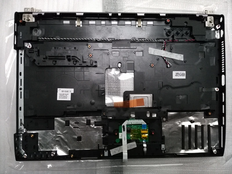 

New laptop upper case base cover palmrest for Samsung NP200B4C BA75-03002C
