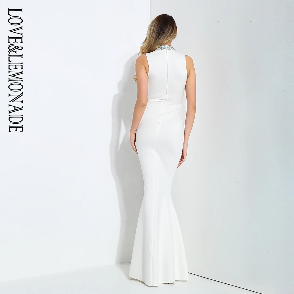 Love& Lemonade длинное платье с белым воротником и украшением из бисера LM1031