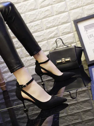 Spring new 2019 word buckle high heels with single shoes stiletto pointed female summer fashion Korean version of wild women's s | Обувь