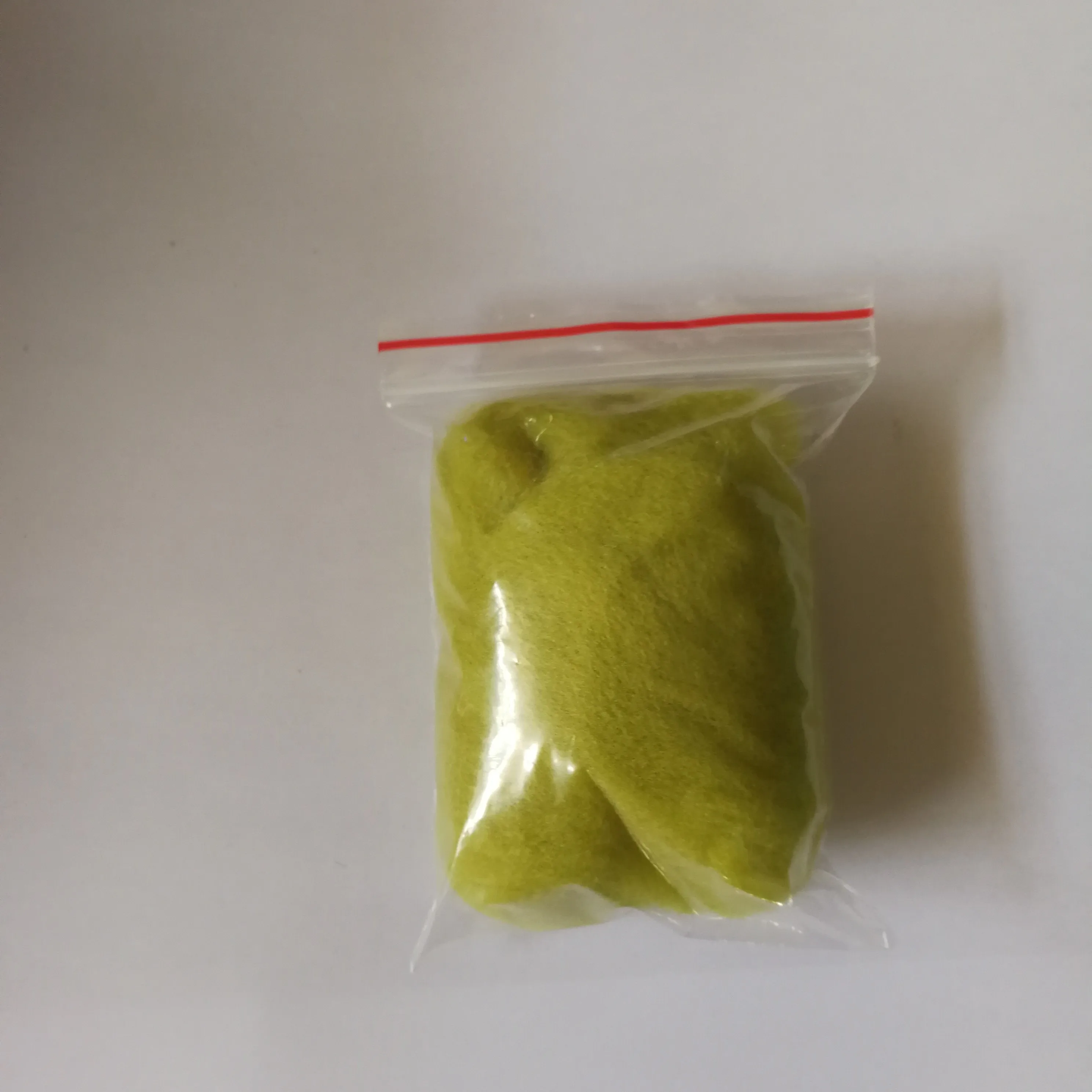 60 г DIY мериноса Лесной Зеленый оттенки крашеное дерево Топы Roving для игла для валяния