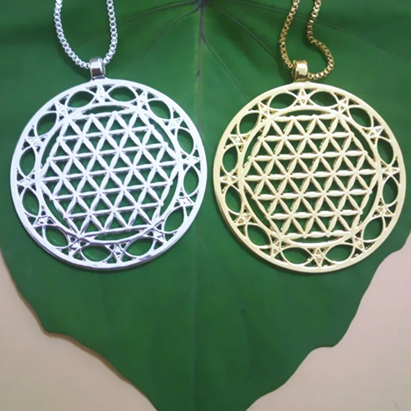 

Wholesale Flower of life ornate pendant (45 mm) pendant Silver plated necklaces & pendants for women