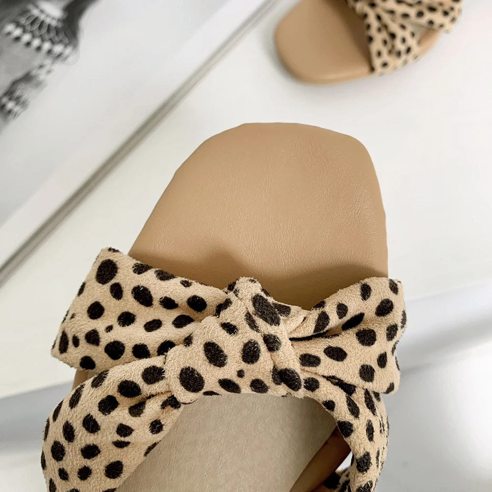 Распродажа Новые пикантные леопардовые черные женские босоножки под платье