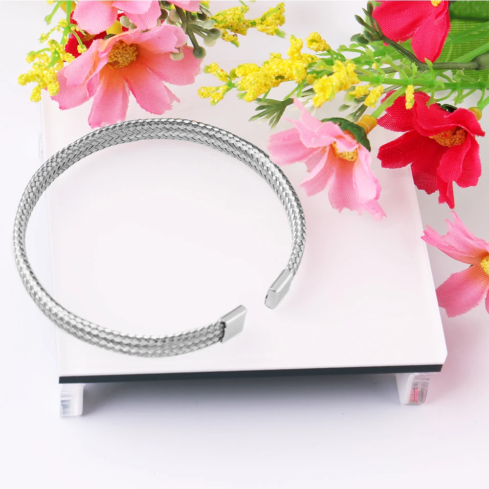 Плетеный браслет ручной работы с плоской тонкой проволокой толщиной 8 мм для