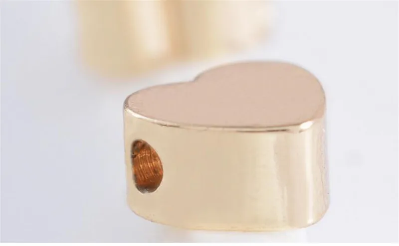 5 мм Золотое Сердце Шарм Пространство Свободных Шариков Подходящее DIY Браслет