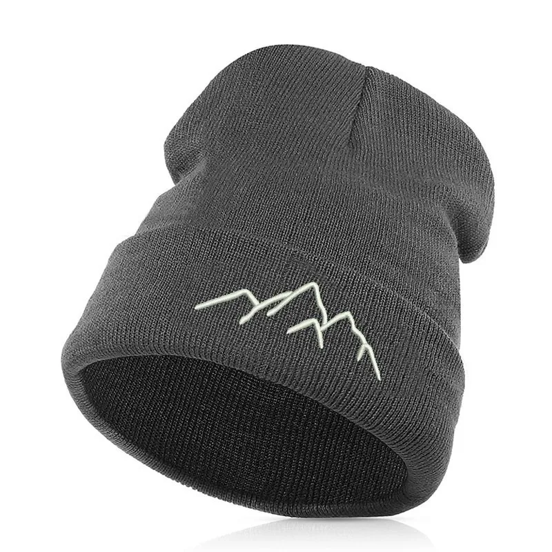 Серый Зимняя шапка горы вышитые Beanie манжетами кепки унисекс грязный булочка сутулятся смешной подарок для мужчин женщин хип хоп танцевальные шляпы - Цвет: Серый