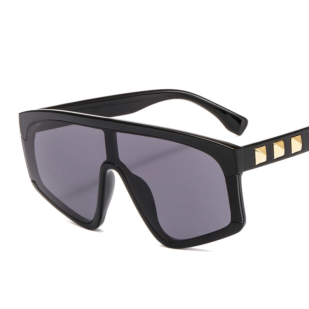 Luxury Punk Sunglasses Women Rivet Oversized Sun Glasses Cool Mirror Lens Glasses Flat Top Gradient Eyewear Oculos De Sol UV400 - Цвет линз: C1black gray