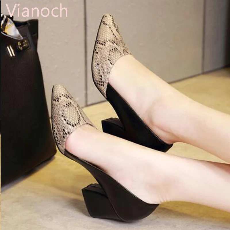 Женская обувь на высоком каблуке с острым носком из змеиной кожи размер 40 41 42 wo19010