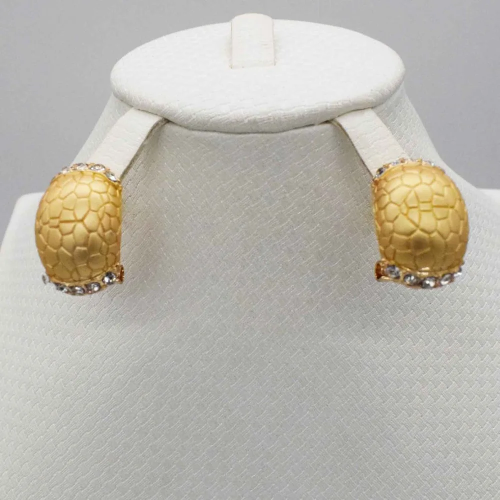 Комплект из колье серёг и браслета с кристаллами | Украшения аксессуары