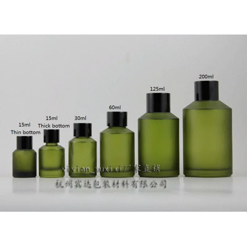 125ml green frosted Glass bottle With shiny black aluminum screw cap and reducer.for Essential Oil/liquid cream/lotion