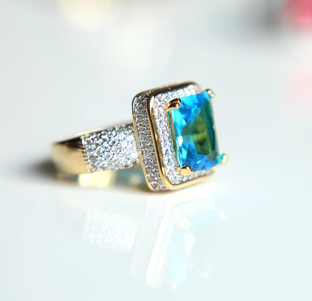 Модное квадратное кольцо из искусственного циркония золотого цвета коктейльное