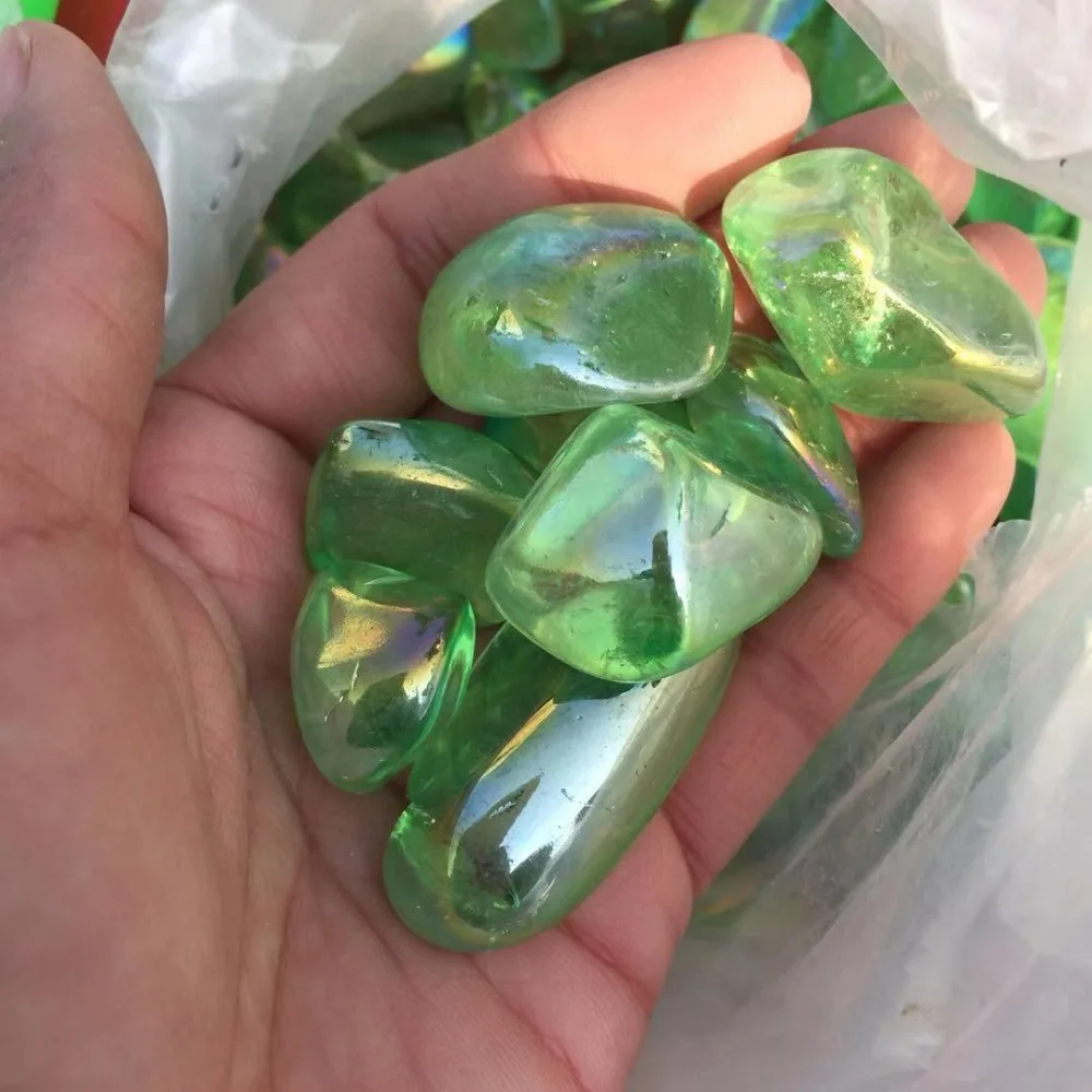 

200 г красивый зеленый титановый Гальванизированный драгоценный камень для медитации