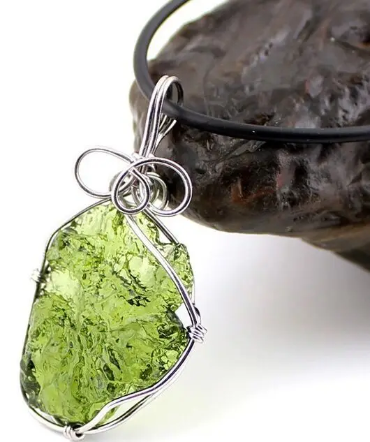 40-50ct высшее качество драгоценный камень зеленый Besednice Moldavite Tektite метеорит