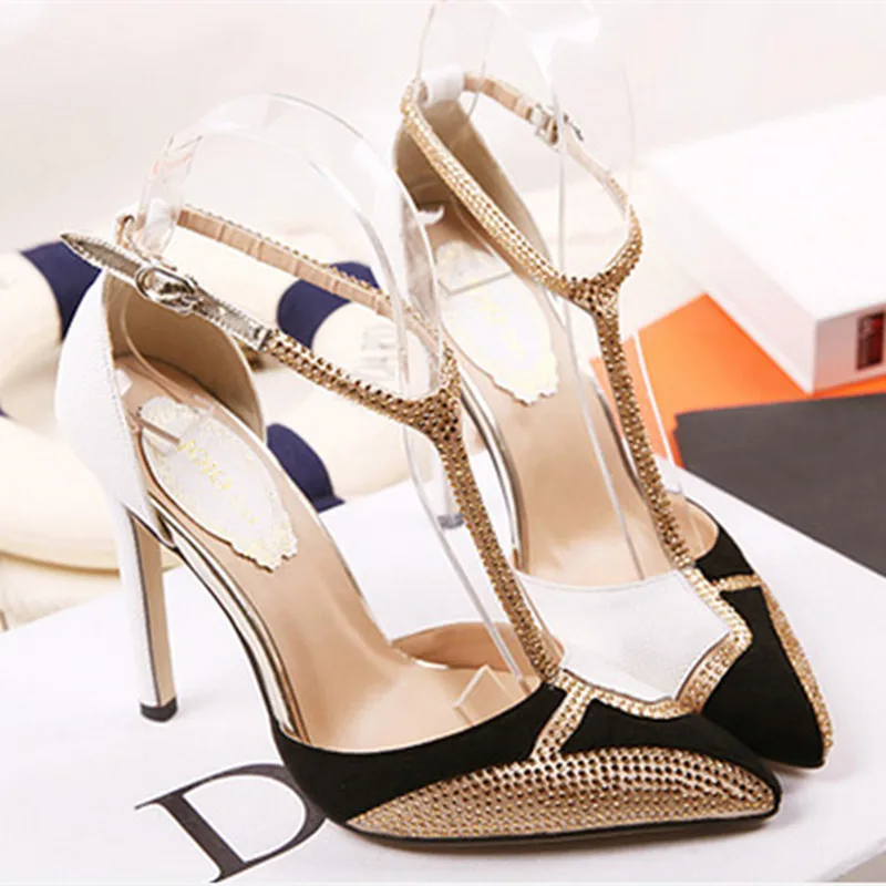 2019 Модные женские пикантные сандалии на высоком каблуке с острым носком вырезами