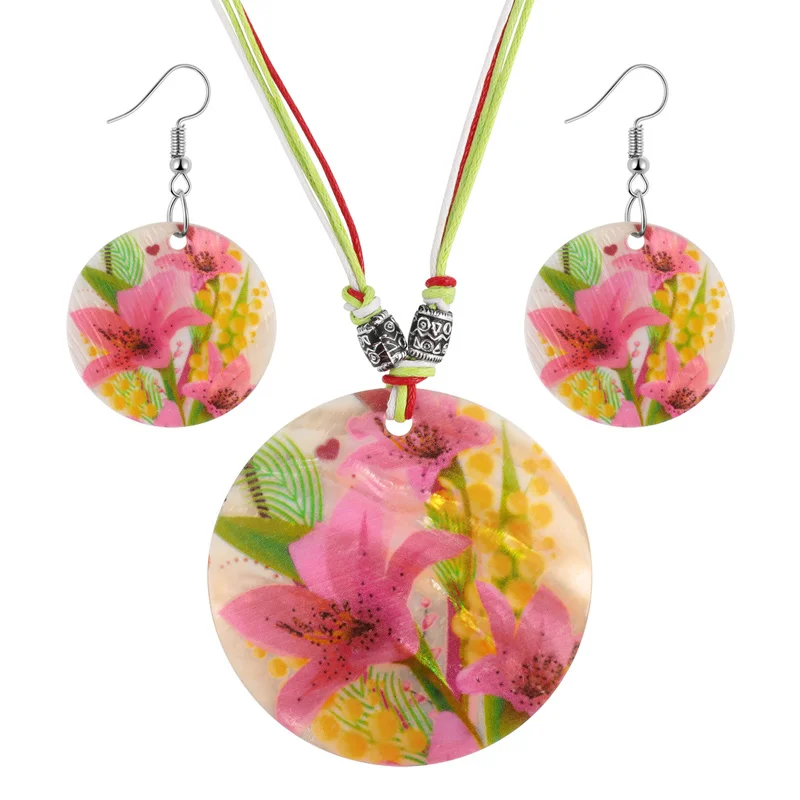 Комплект из колье и серёг многослойная веревочная цепочка с кулоном в виде