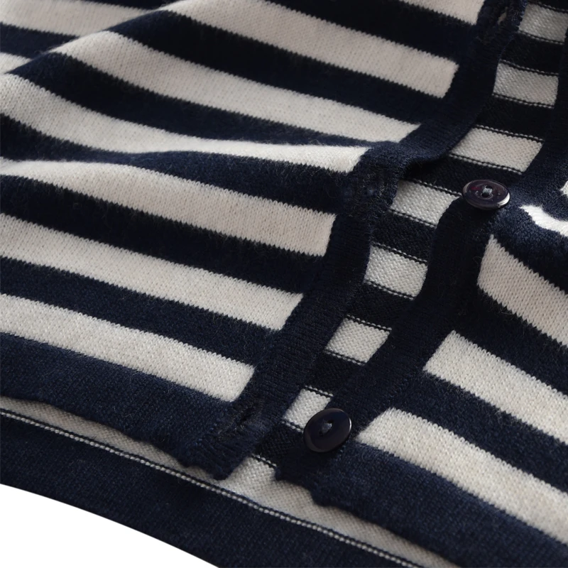 

2020 new autumn striped women V-neck cardigan cashmere sweater jacket sweater women knitting warm color cardigan