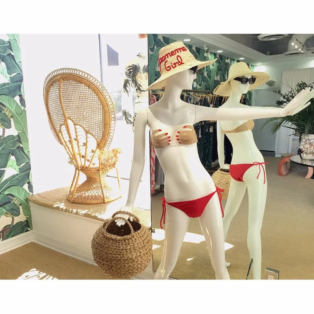 2017 the most popular section of hands palm your hand covered chest sexy bikini red split bikini. |