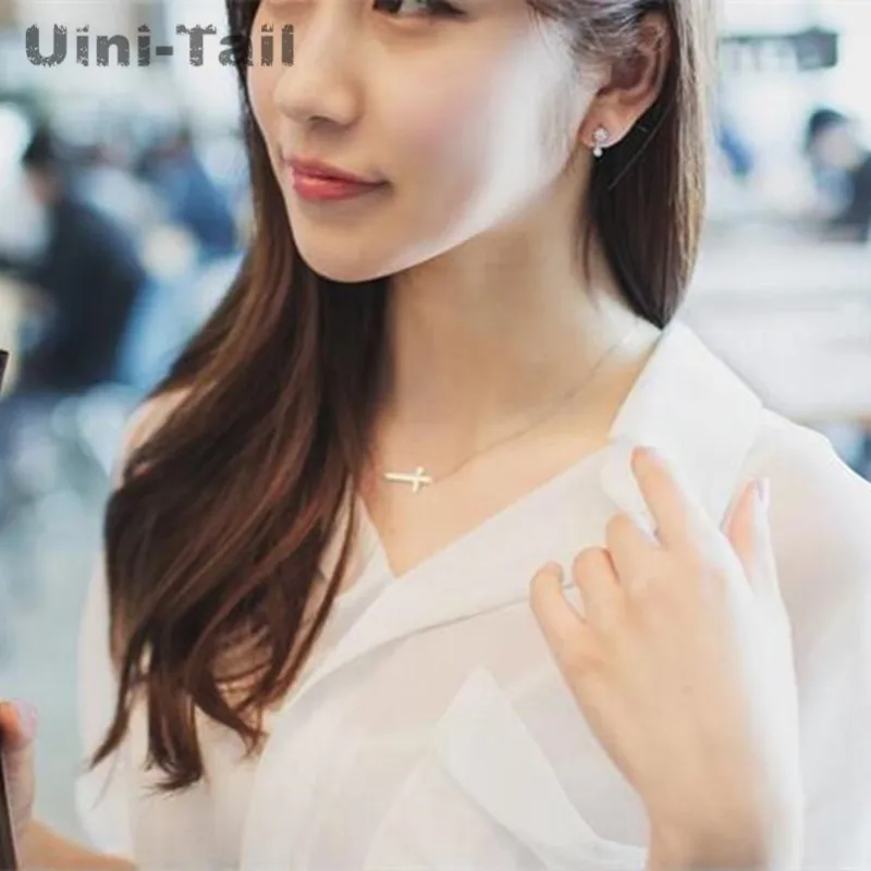 

Korea 925 sterling silver personality cross necklace female clavicle chain short paragraph sweet simple wild student jewelry