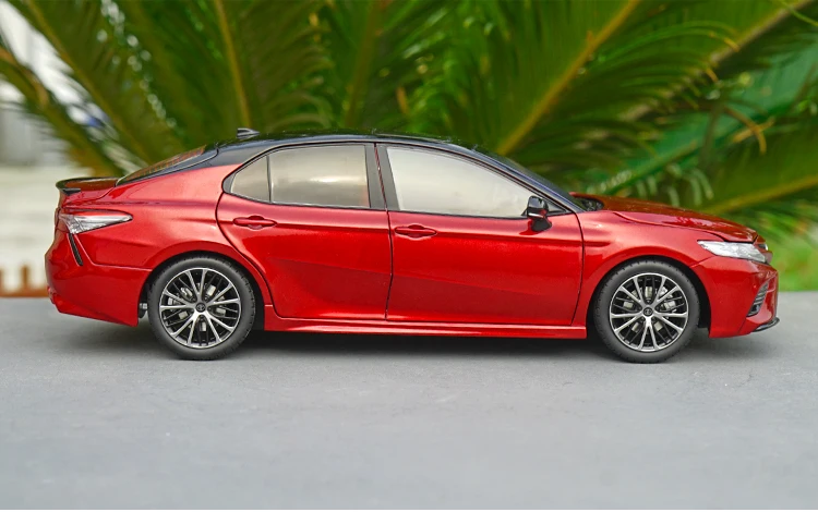 1:18,, TOYOTA CAMRY, новая спортивная версия, модель из сплава, имитация металла, литье под давлением, модель автомобиля, Изысканные Подарки