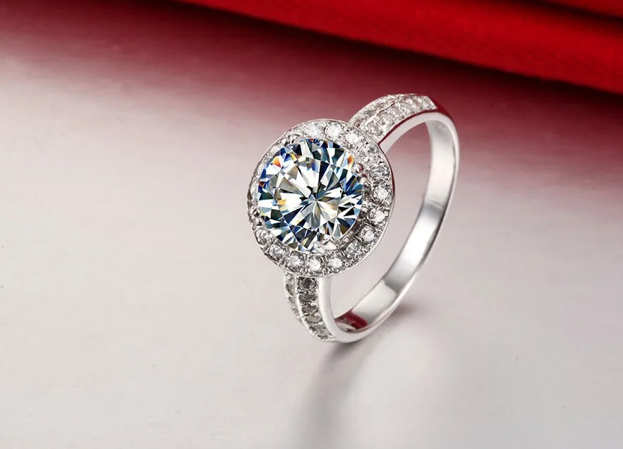 

Amazing Design Halo Style Round 2Ct Moissanite White Gold AU750 Fine Wedding Ring Clear Stone Test Positive