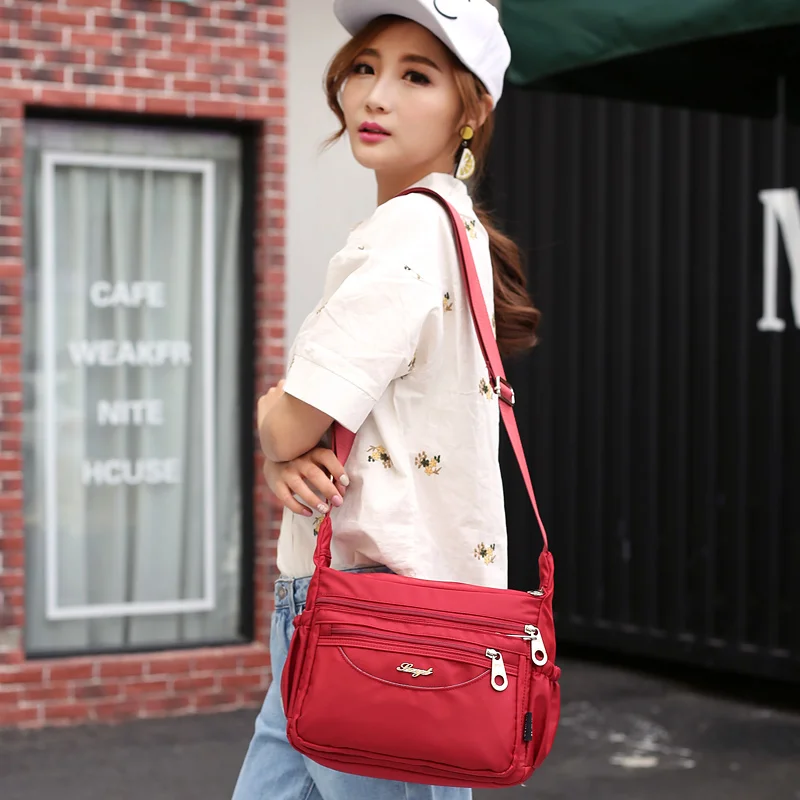 Сумка-мессенджер Женская нейлоновая саквояж на плечо для путешествий