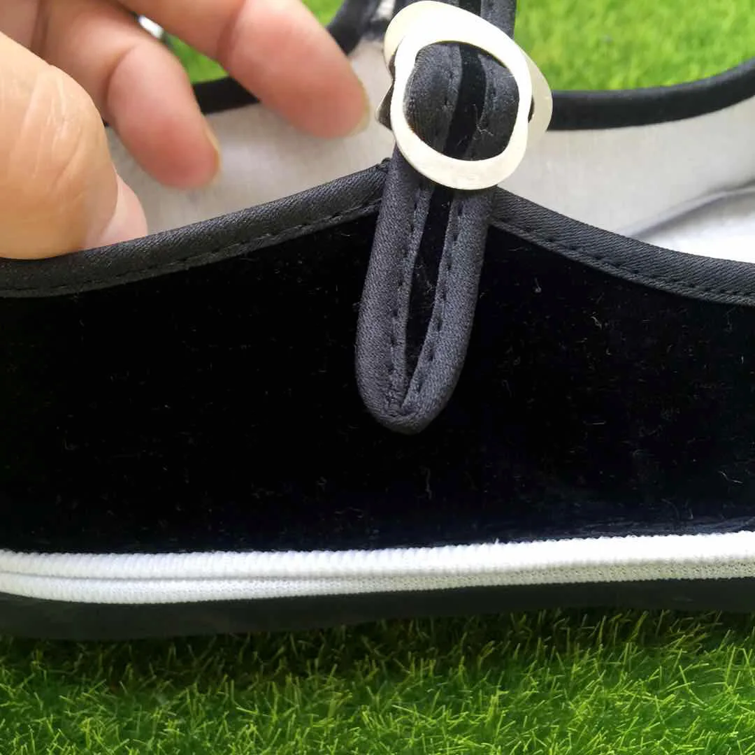 

Chinese style cloth shoes women canvas shoes embroidered flower women flats shoes hibiscus square dance shoes ST350